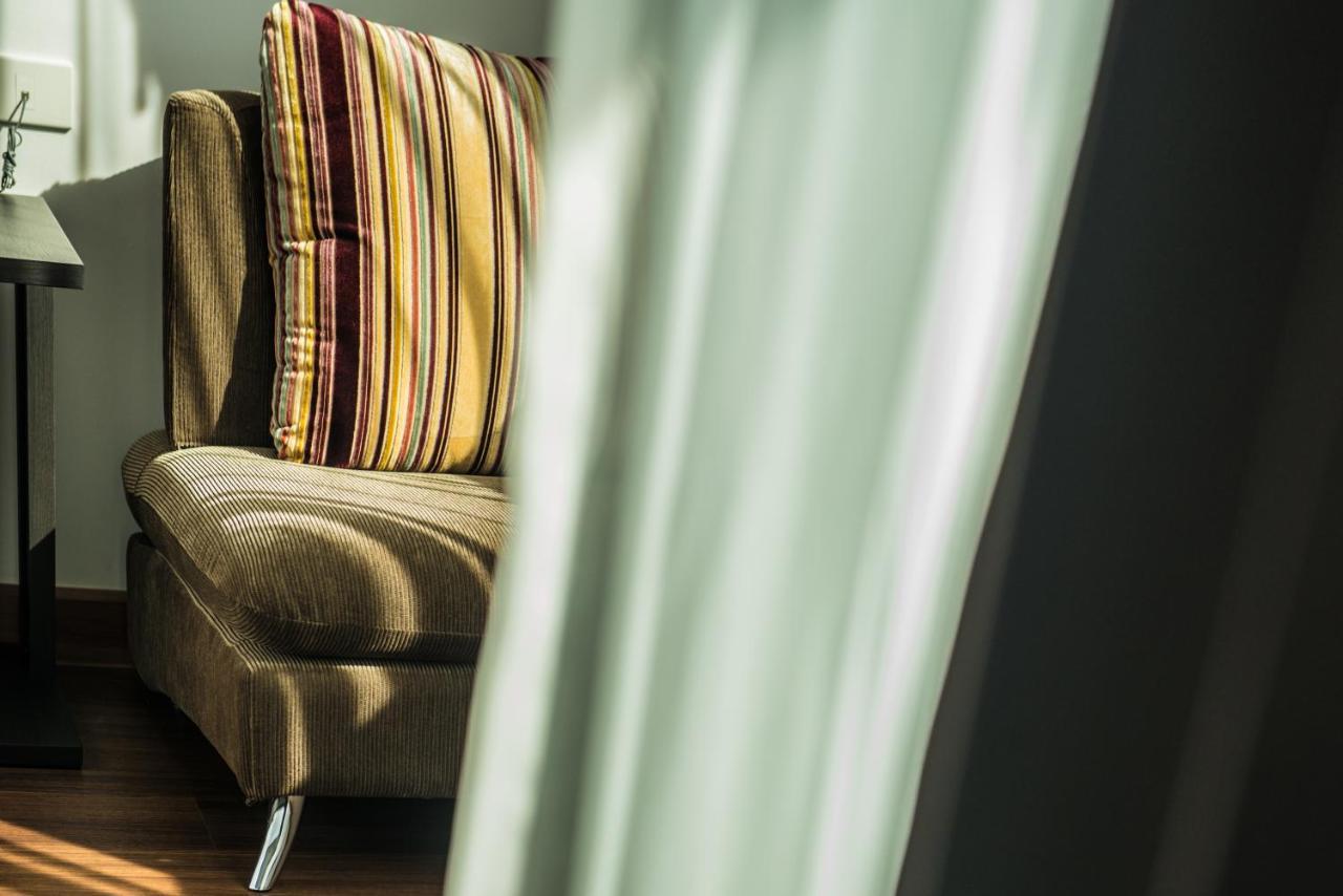 Winner Sriracha Serviced Apartment Si Racha Exterior photo
